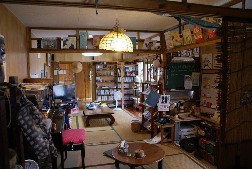 Minshuku Agaihama Hostel Jonabaru Kültér fotó